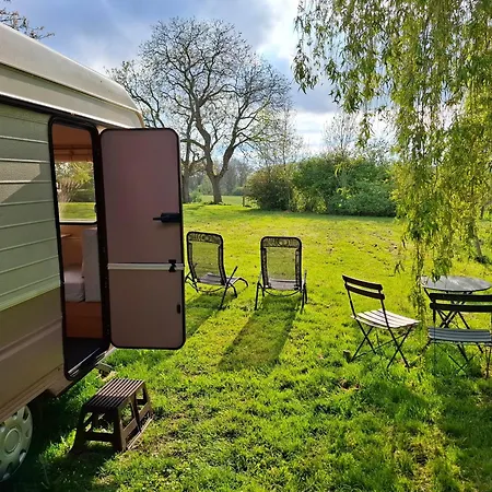 Caravane 'so Cute And Cosy' A La Ferme De La Cheveche - Pres De Namur - Ardennes * Fosses-La-Ville